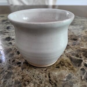 Toss & Turn Potter small tea cup